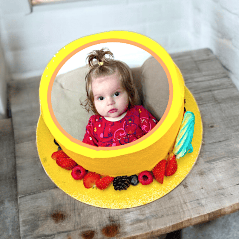 Round Personalised Photo Cake
