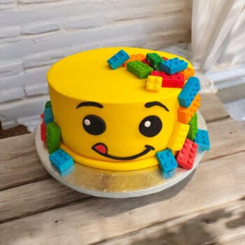 Cake with blocks