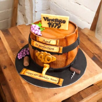 Wood barrel cake for wine lovers
