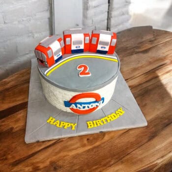 Tube cake
