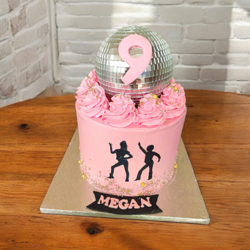 Dancing Queen Cake in pink!