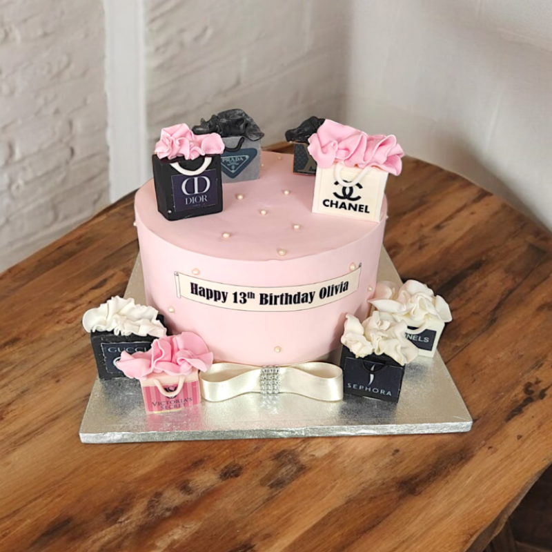 Shopping Queen Cake!