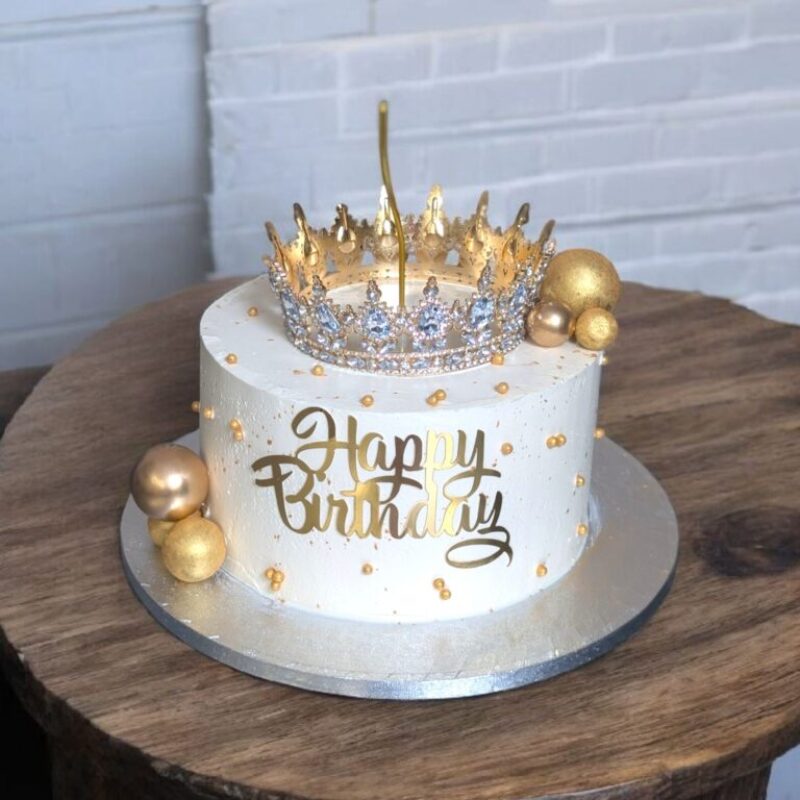 Glitter crown cake